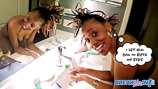 Uniquee Umami's Whore Folkloric being a dig up demon